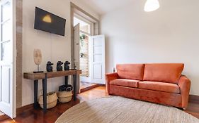 Bonjardim Deluxe Loft